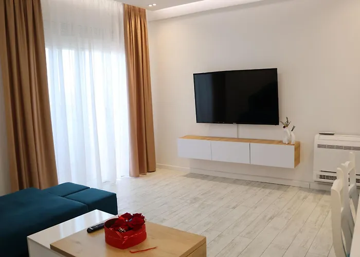 Anoor Azure Apartament Durrës